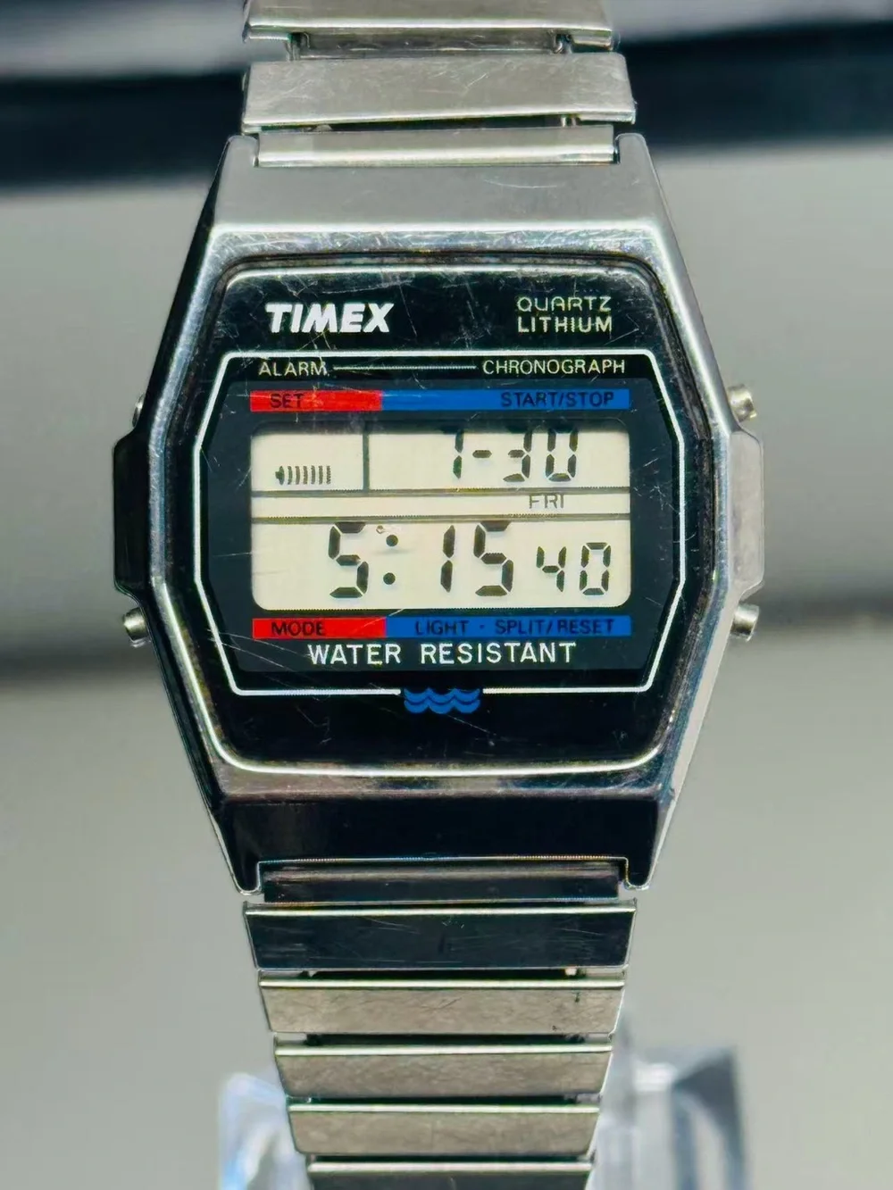 Vintage Timex Lithium Digital Alarm Chronograph  Men Watch 34mm Runs New Battery